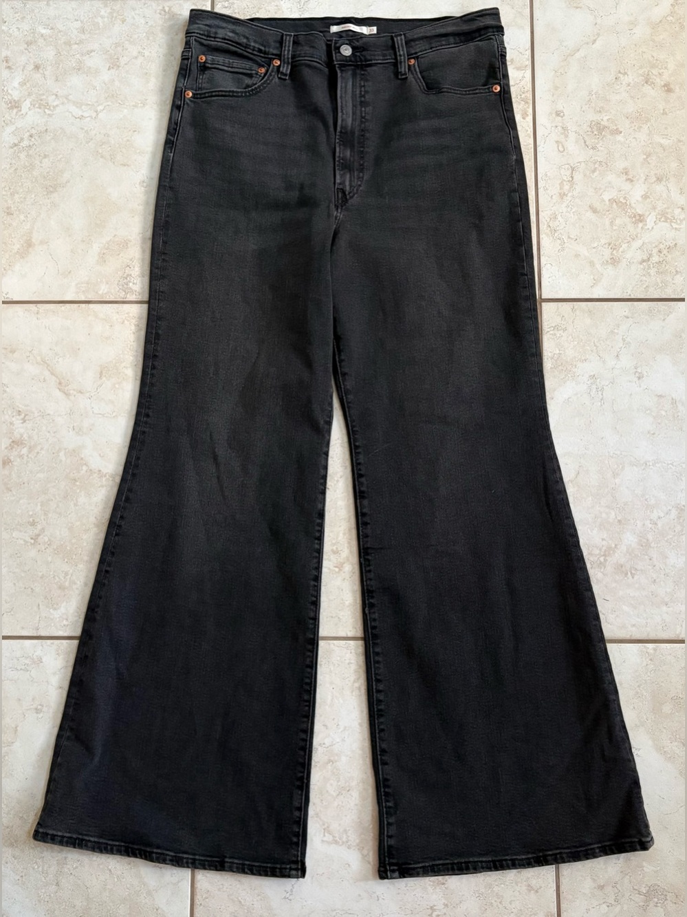 Levi's Ribcage Bell Black High Rise Flare Jeans Size 33x34 New with Tags